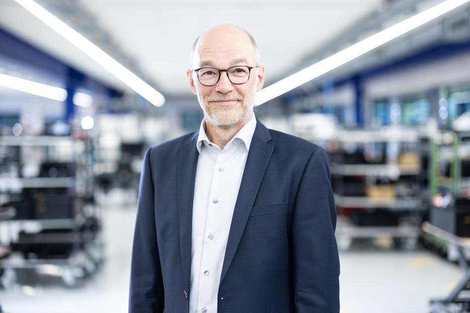 Portrait Dr. Stephan Hüwel